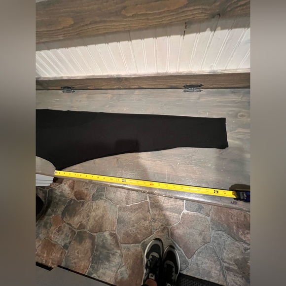 Charlie’s Project black athletic leggings with pockets - Picture 7 of 10